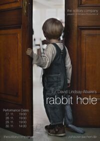 Plakat zur Theateraufführung "Rabbit Hole"